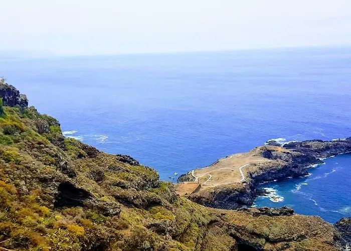 Larnia De Tenerife *